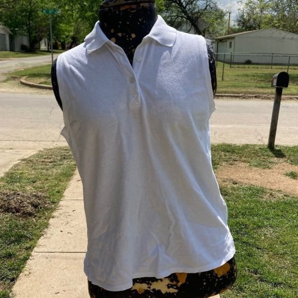 Tops - Eddie Bauer White Collared Sleeveless Polo Style Top